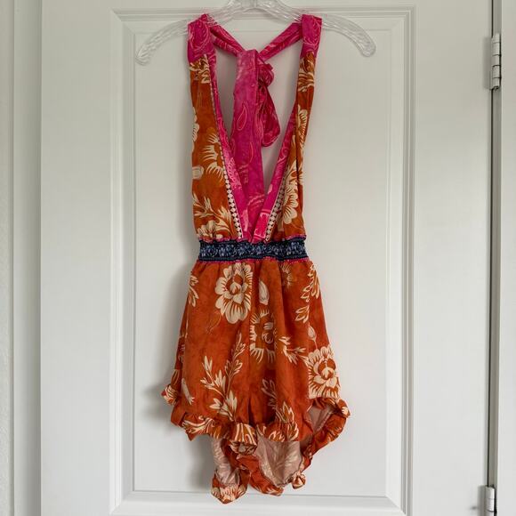 Revolve x Agua Bendita Floral Romper Clark Rioja Size S NWT - Picture 5 of 9
